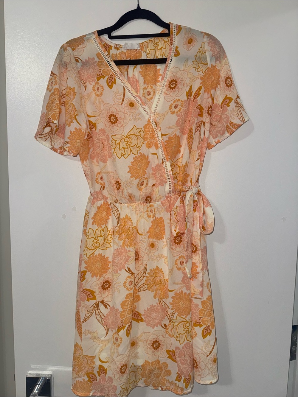 Floral Wrap Short Dress in Peach Cream